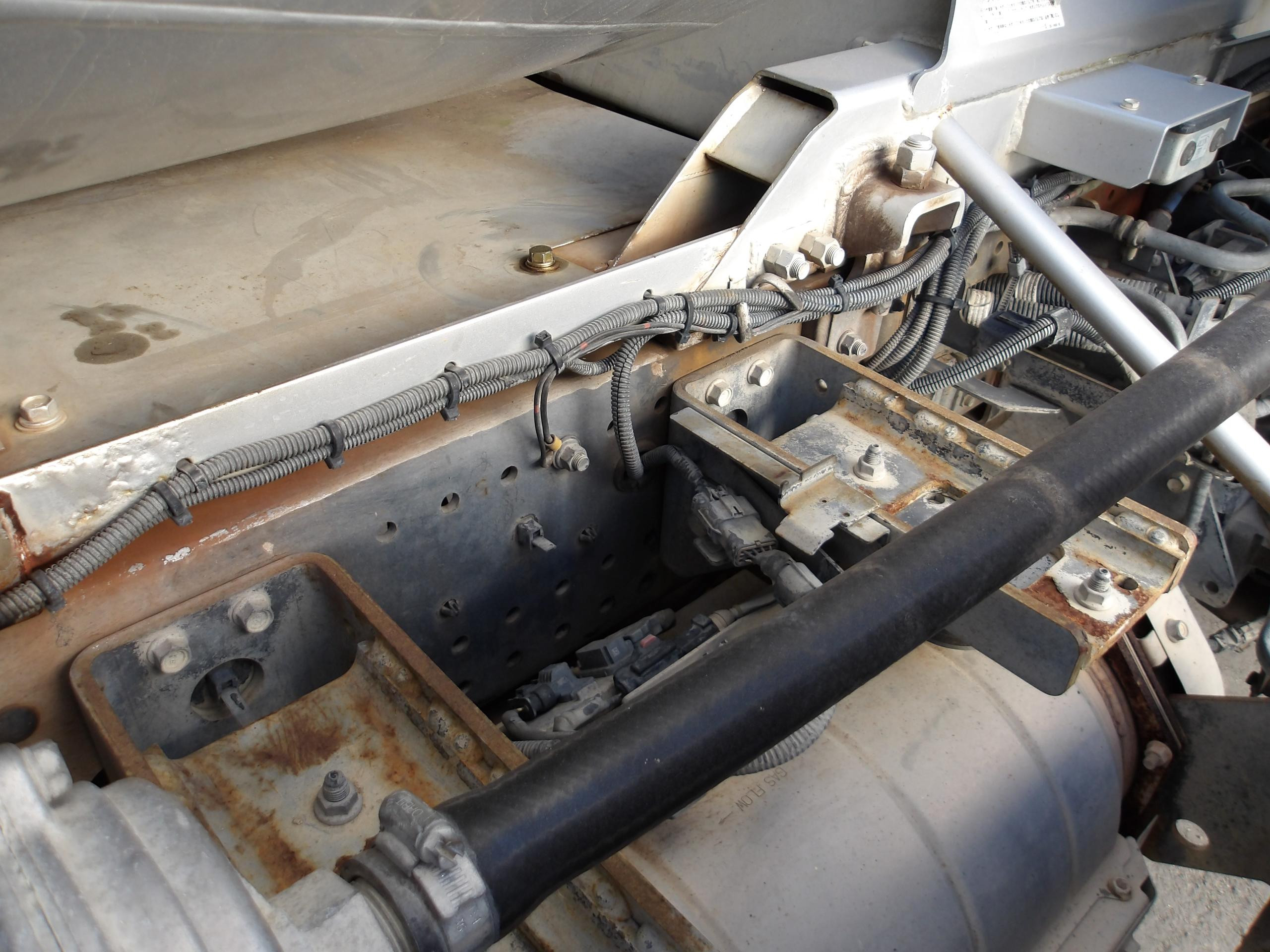 いすゞ フォワード 2PG-FTR90U2(2WD)の写真14