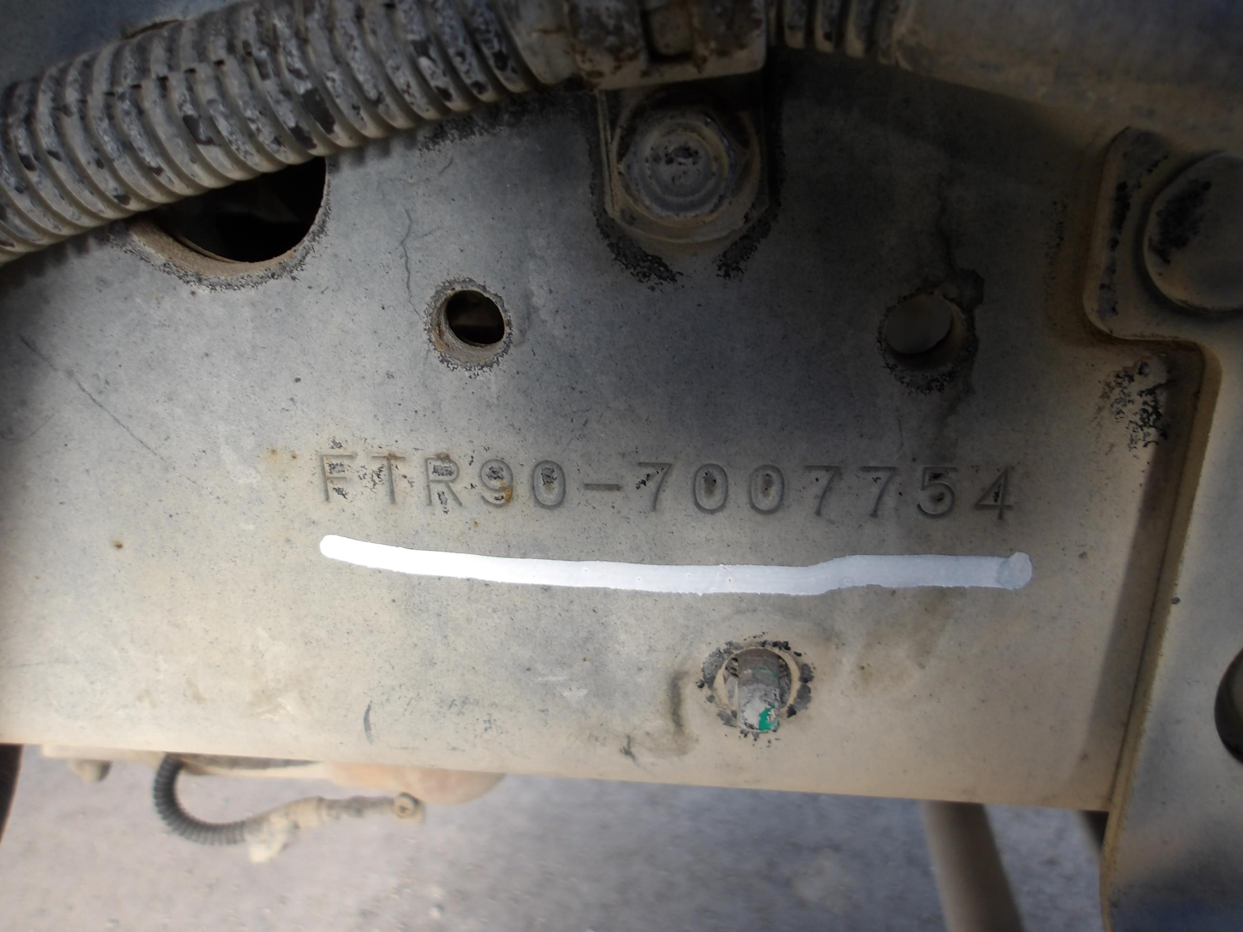 いすゞ フォワード 2PG-FTR90U2(2WD)の写真17