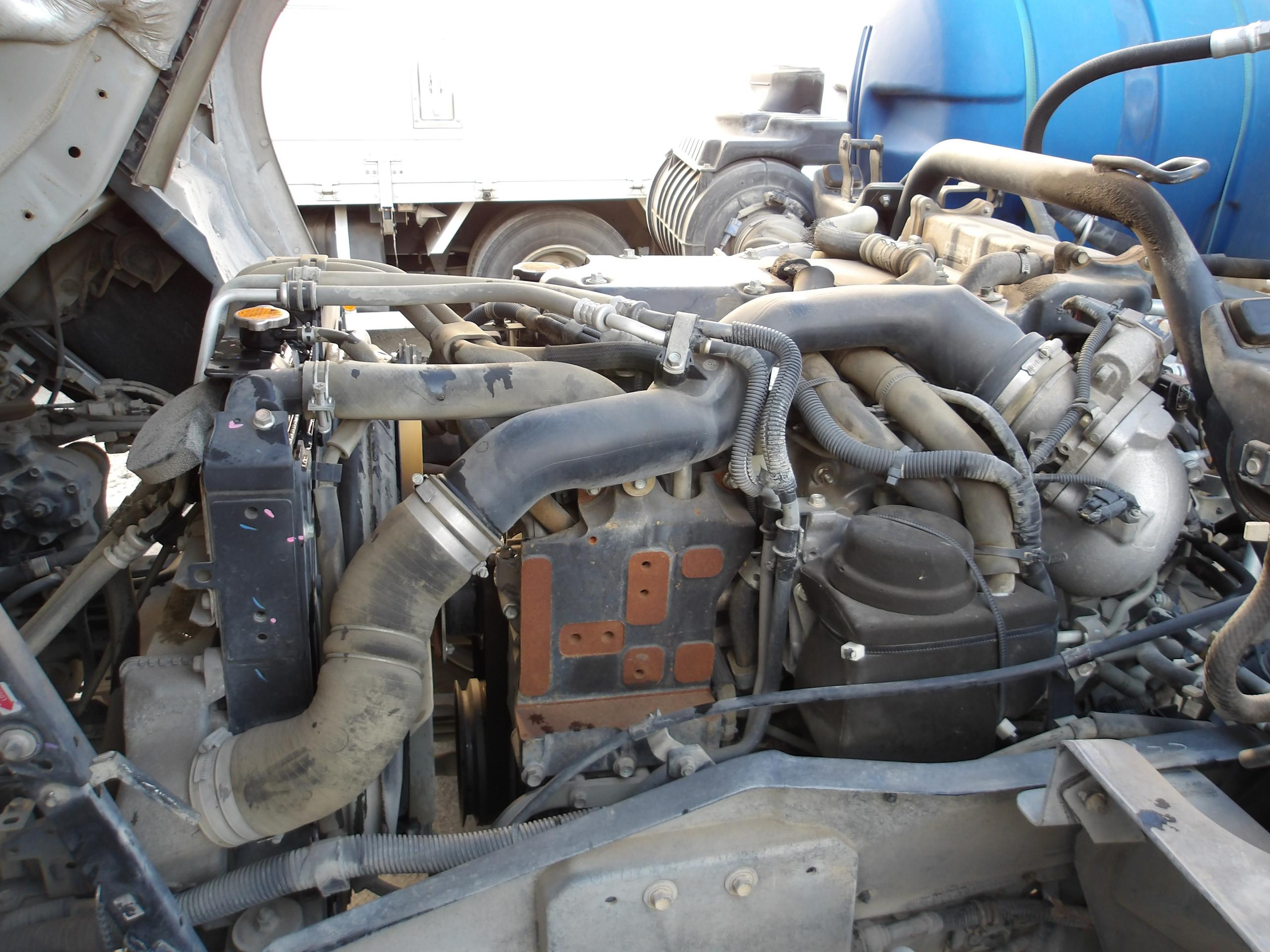 いすゞ フォワード 2PG-FTR90U2(2WD)の写真18