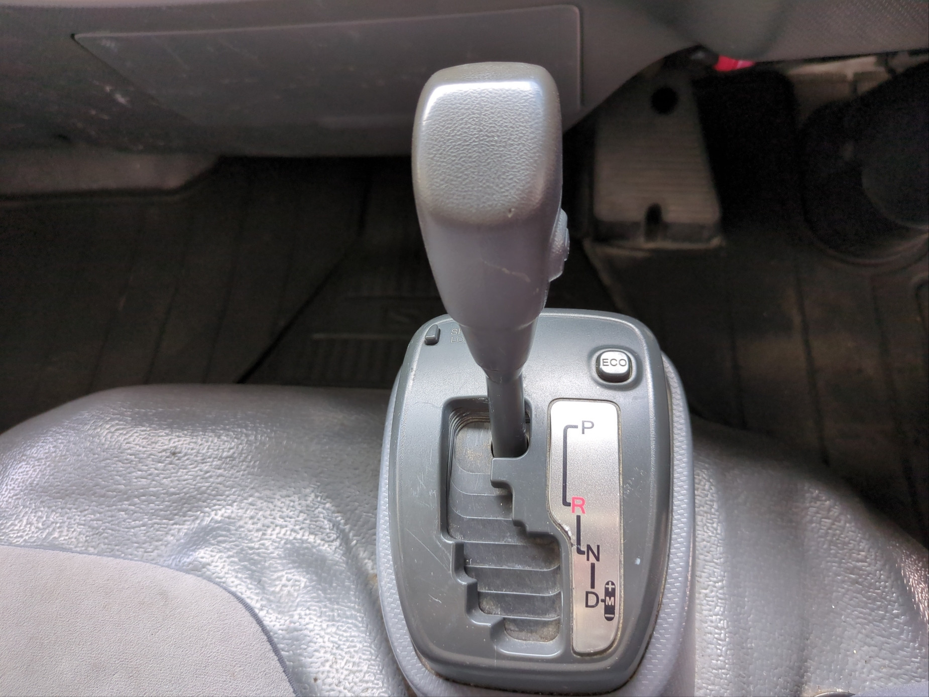 いすゞ エルフ TKG-NHR85Aの写真24