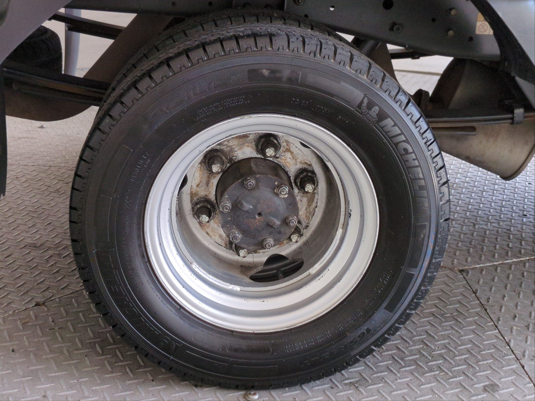 いすゞ エルフ TKG-NHR85Aの写真40