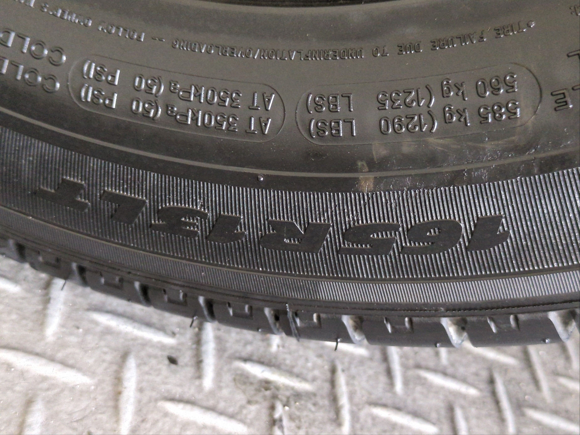 いすゞ エルフ TKG-NHR85Aの写真41