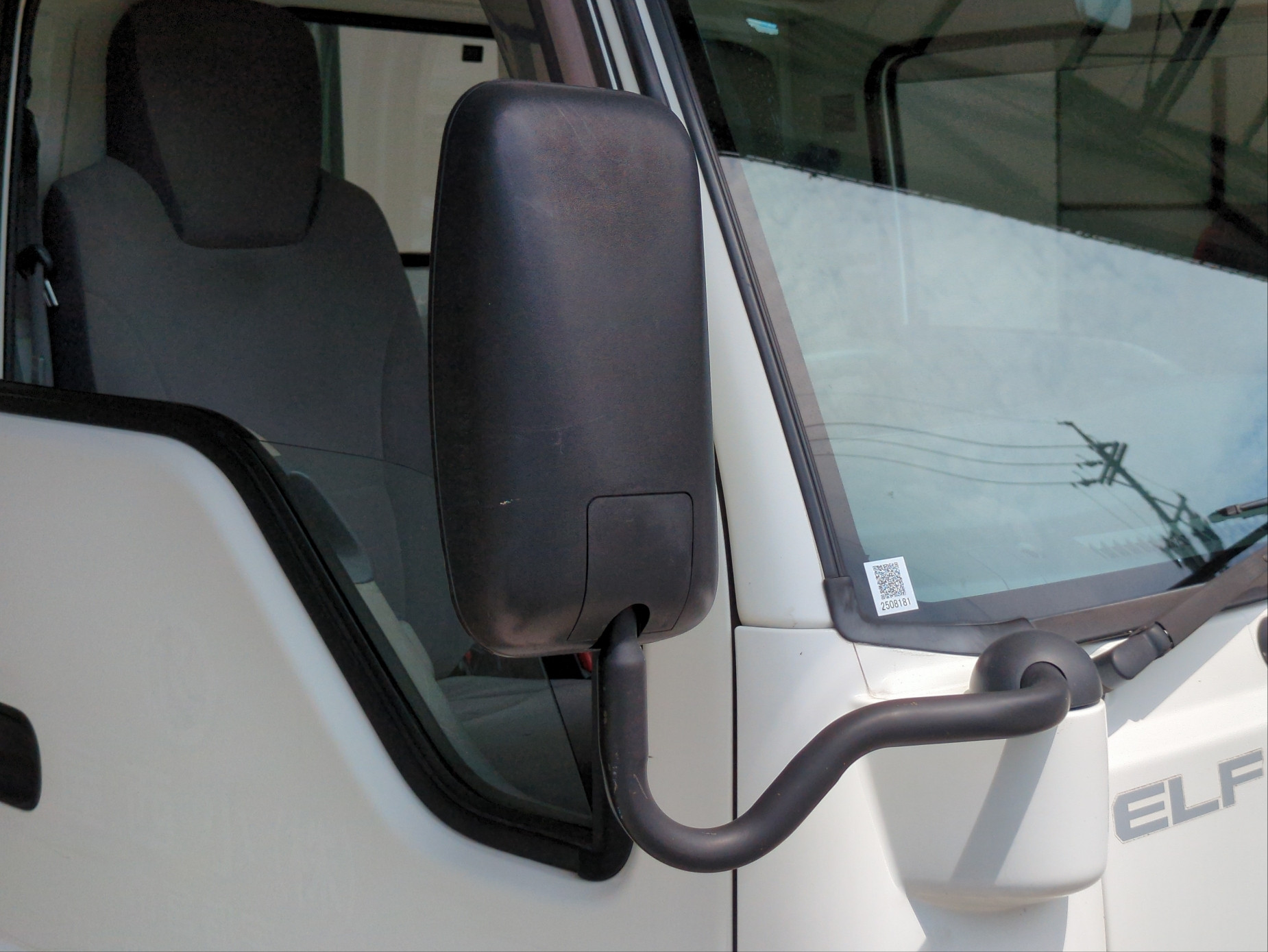 いすゞ エルフ TKG-NHR85Aの写真43