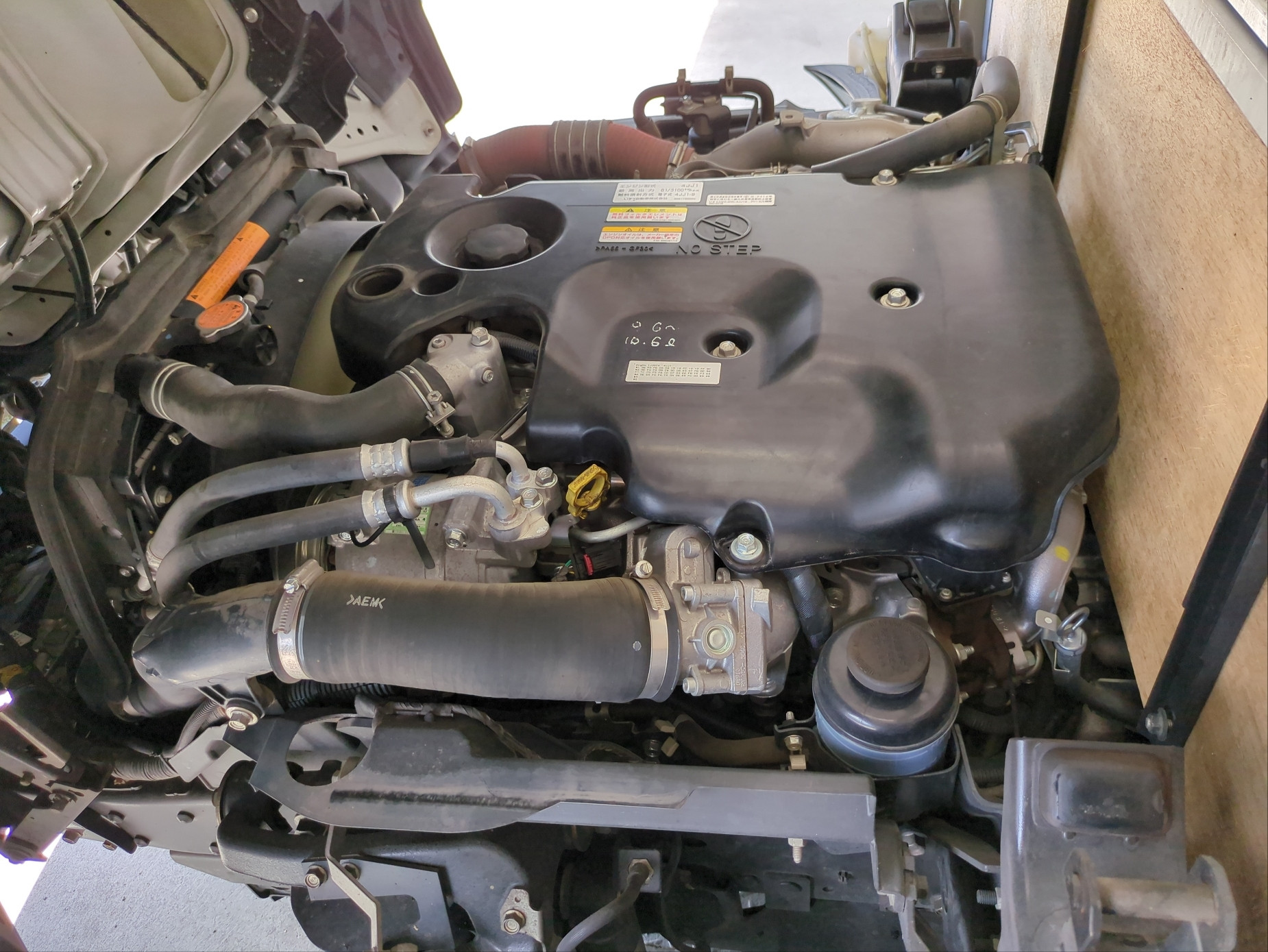 いすゞ エルフ TKG-NHR85Aの写真44