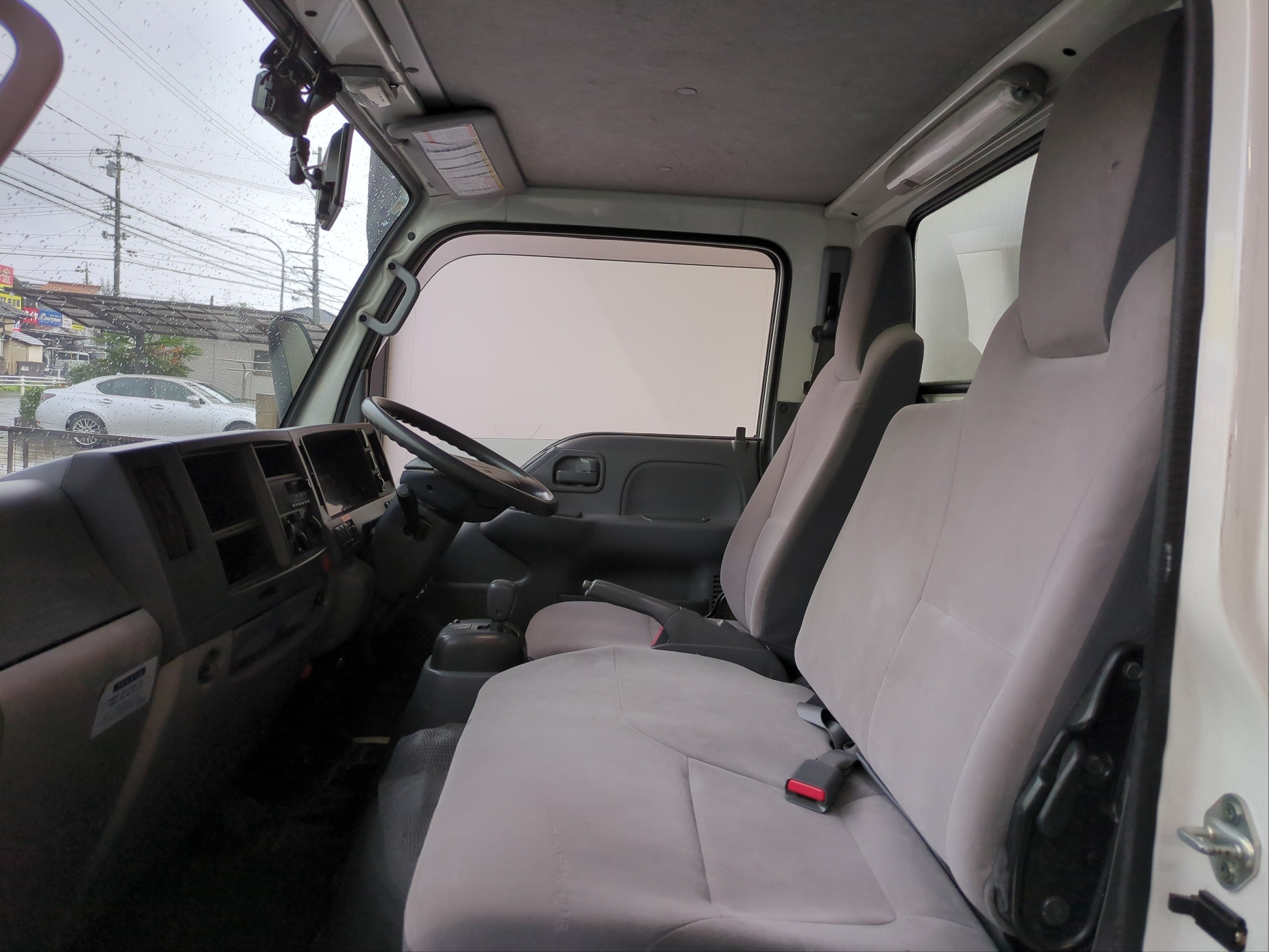 いすゞ エルフ TKG-NHS85AN(4WD)の写真3