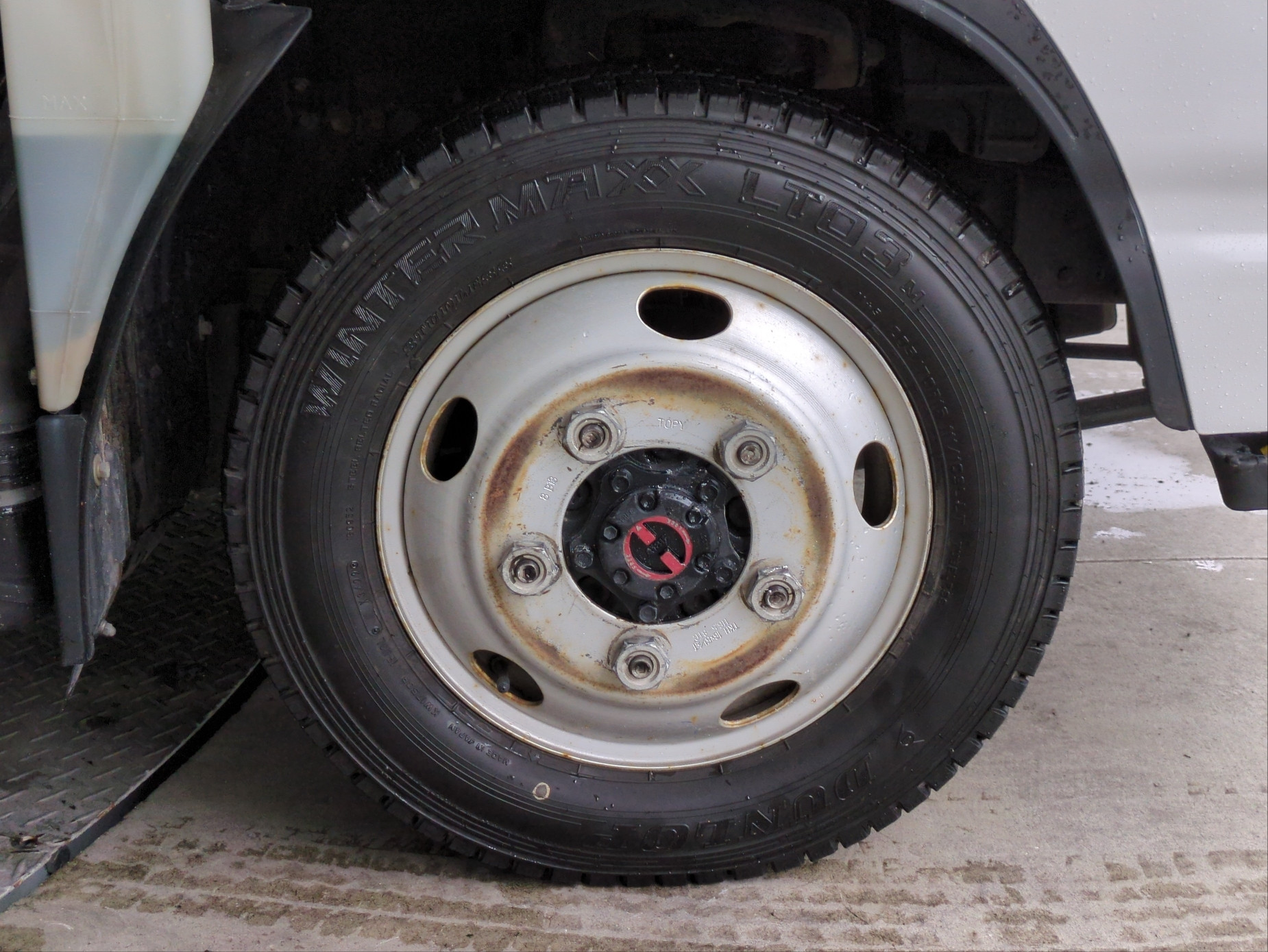 いすゞ エルフ TKG-NHS85AN(4WD)の写真15