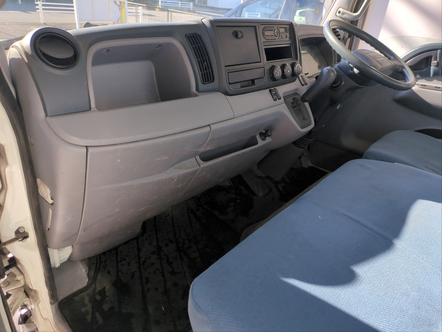 三菱 キャンター FBA00(未入力/関係無)の写真2