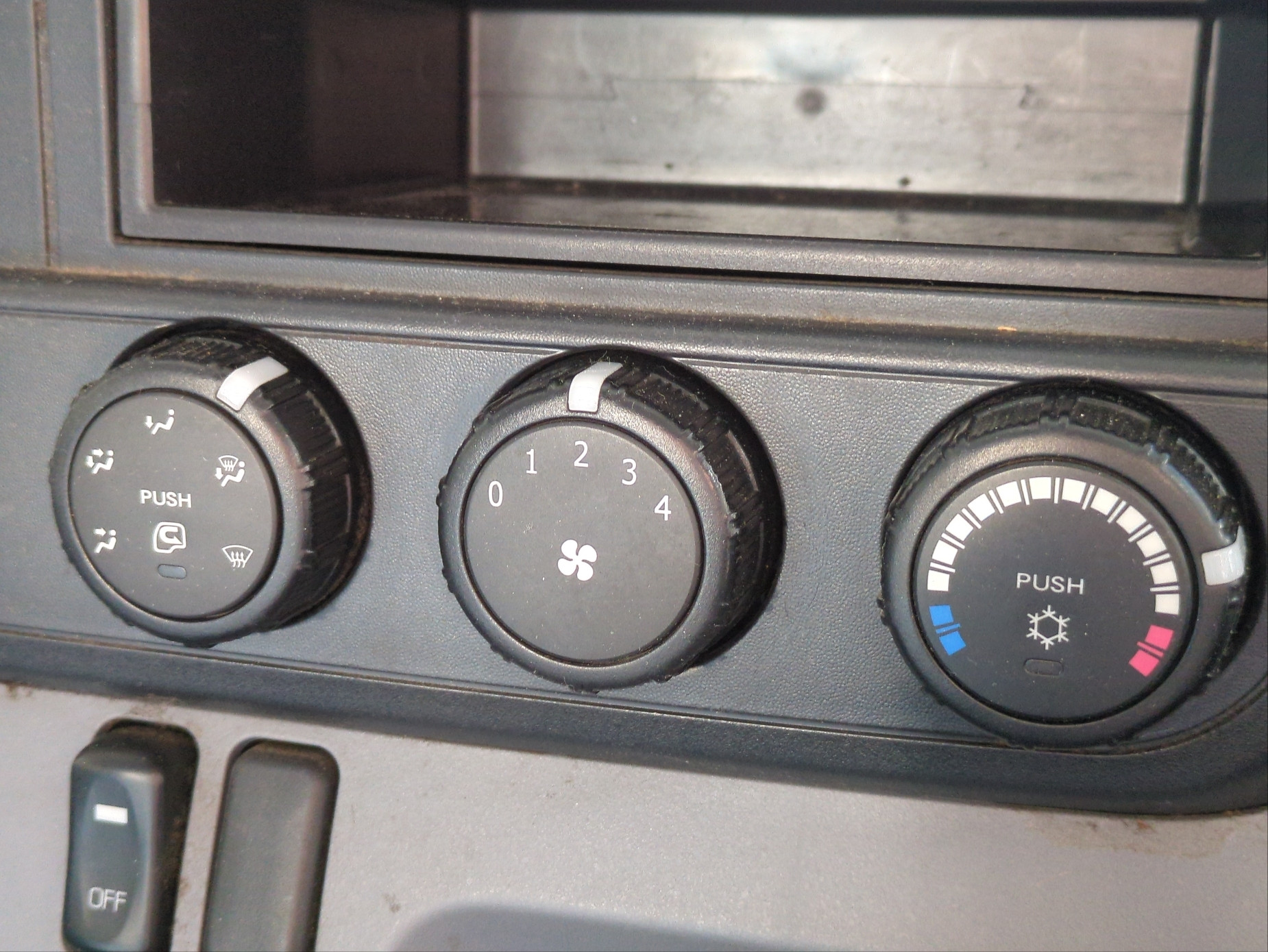 三菱 キャンター FBA00(未入力/関係無)の写真20