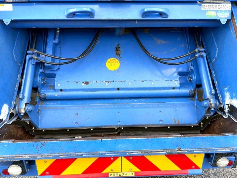 いすゞ エルフ TPG-NPR85ANの写真10