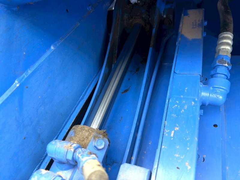 いすゞ エルフ TPG-NPR85ANの写真12