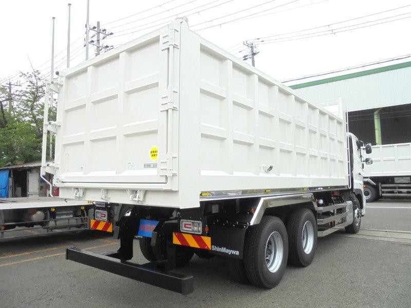 日野 プロフィア 2DG-FS1AJE(6x4)の写真3