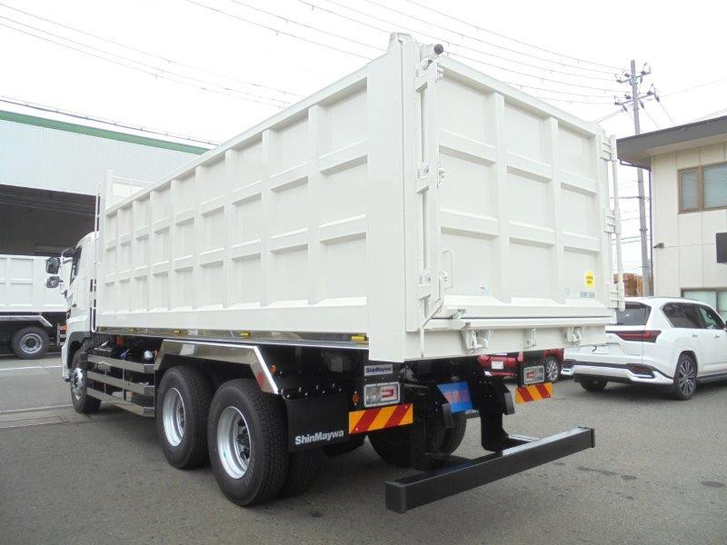 日野 プロフィア 2DG-FS1AJE(6x4)の写真4