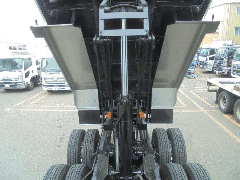 日野 プロフィア 2DG-FS1AJE(6x4)の写真14