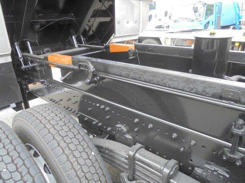 日野 プロフィア 2DG-FS1AJE(6x4)の写真18