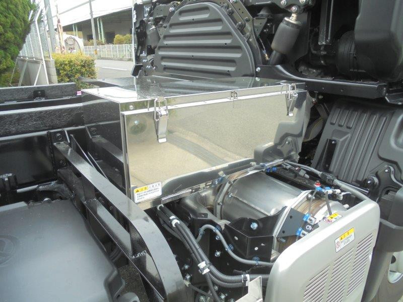 日野 プロフィア 2DG-FS1AJE(6x4)の写真19