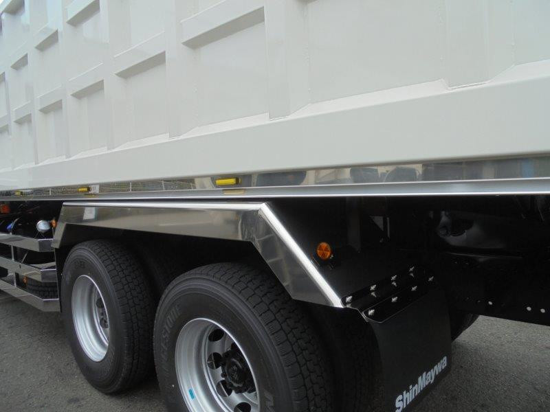 日野 プロフィア 2DG-FS1AJE(6x4)の写真23