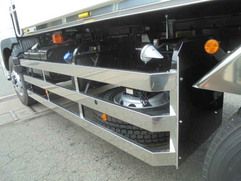 日野 プロフィア 2DG-FS1AJE(6x4)の写真24