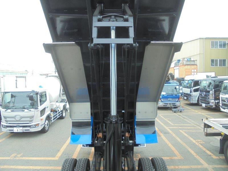 日野 プロフィア 2DG-FS1AHE(6x4)の写真13