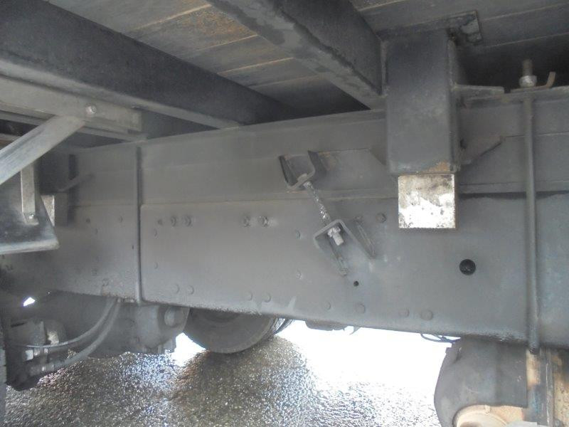 三菱 ファイター 2DG-FQ62F(6x4)の写真7