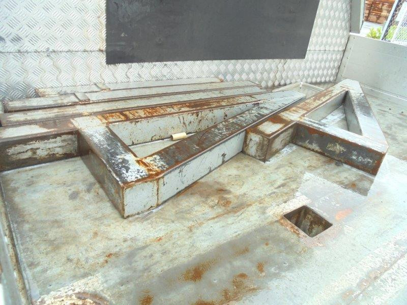 三菱 ファイター 2DG-FQ62F(6x4)の写真10