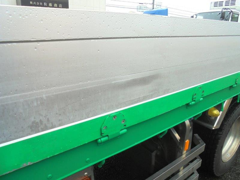 三菱 ファイター 2DG-FQ62F(6x4)の写真13