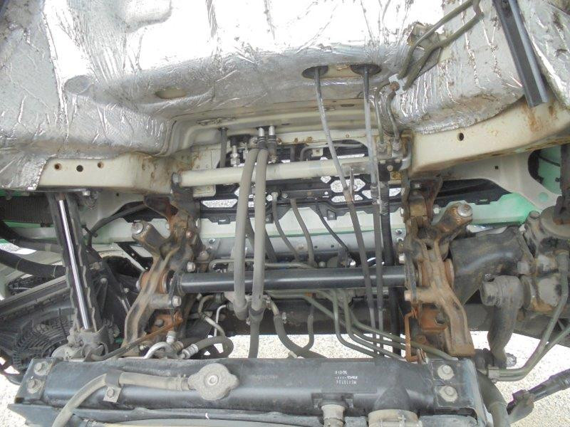 三菱 ファイター 2DG-FQ62F(6x4)の写真17