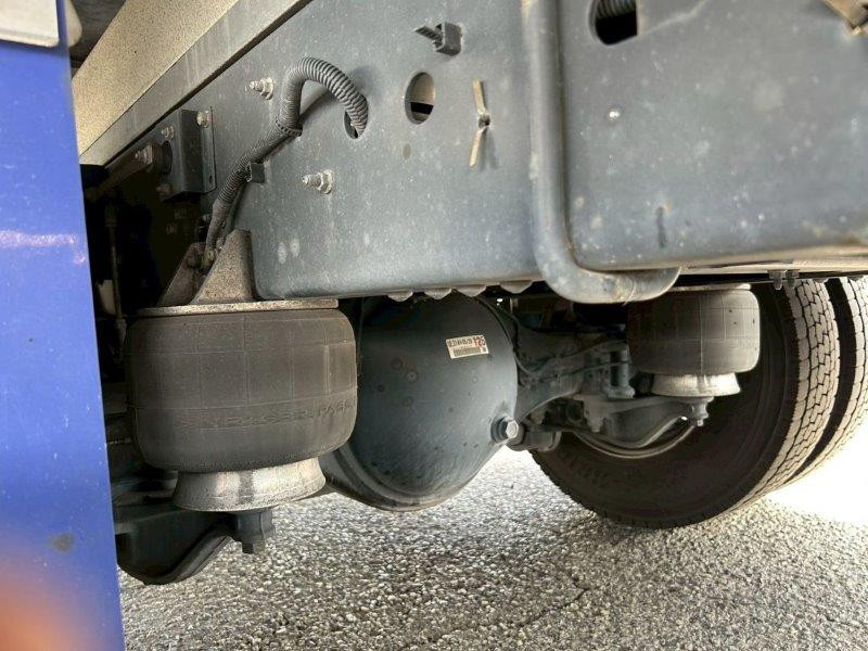 いすゞ フォワード 2PG-FRR90T2(2WD)の写真13