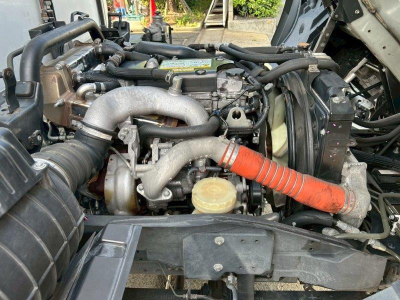 いすゞ フォワード 2PG-FRR90T2(2WD)の写真22