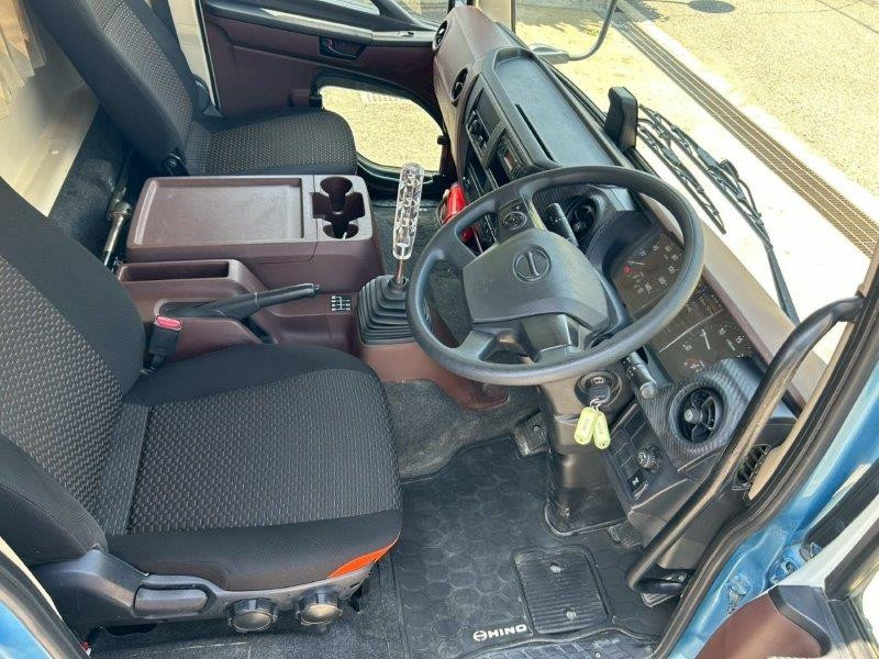 日野 レンジャー 2KG-FC2ABA(2WD)の写真29