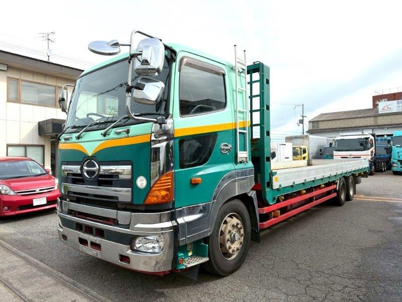 日野 プロフィア QKG-FQ1EWBG(6x4)の写真1