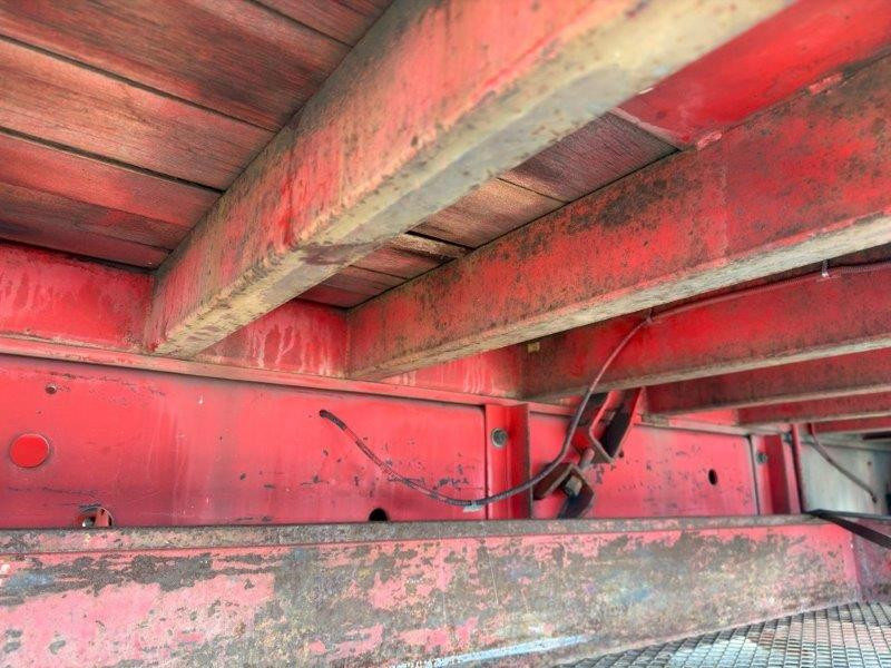 日野 プロフィア QKG-FQ1EWBG(6x4)の写真8