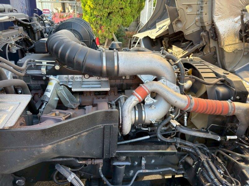 ＵＤ クオン ADG-CX4YL(6x4)の写真23