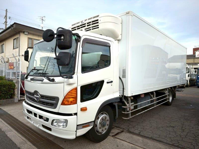 日野 レンジャー QKG-FJ7JLAGの写真1