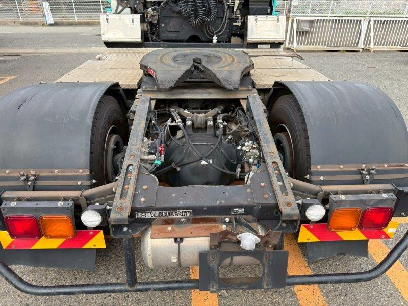 いすゞ ギガ QKG-EXD52BDの写真5