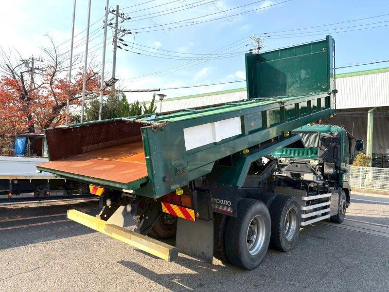 いすゞ ギガ 2PG-CYZ77CM(8x4)の写真7