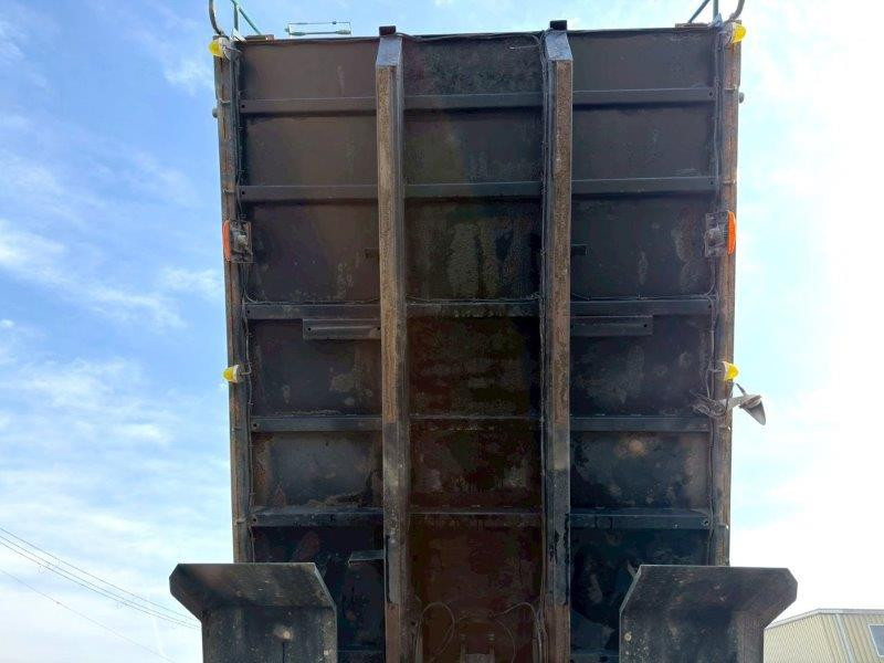 いすゞ ギガ 2PG-CYZ77CM(8x4)の写真12