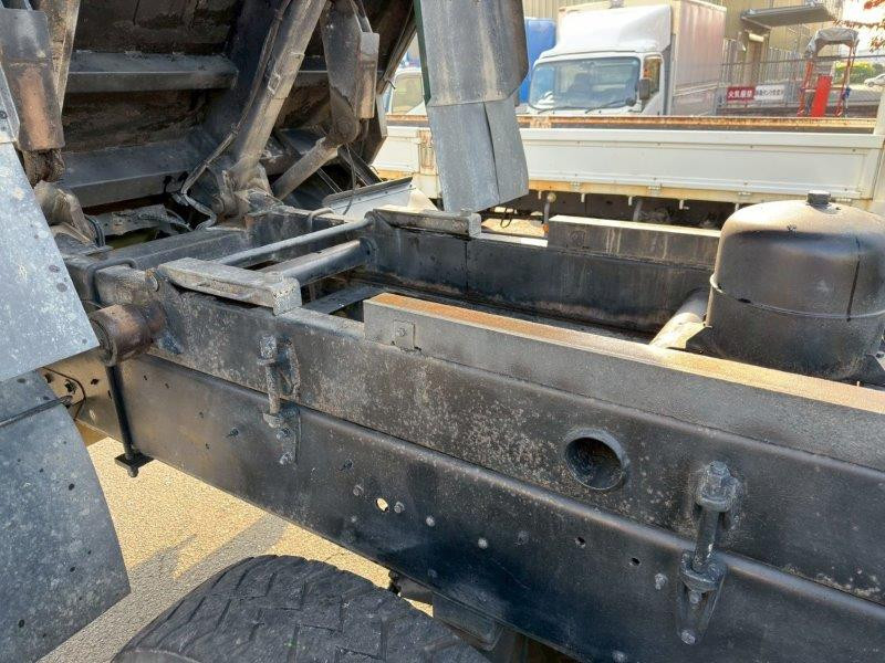 いすゞ ギガ 2PG-CYZ77CM(8x4)の写真14