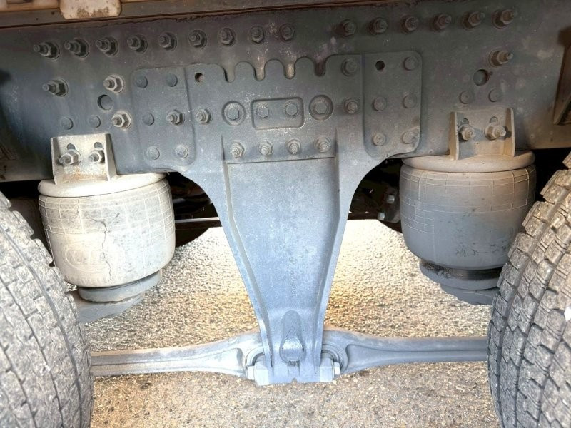 ＵＤ クオン 2PG-CG5CA(8x4)の写真11