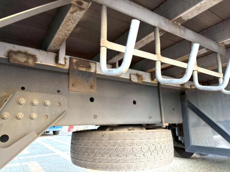 ＵＤ クオン 2PG-CG5CA(8x4)の写真13