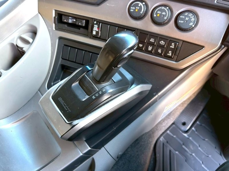 ＵＤ クオン 2PG-CG5CA(8x4)の写真34