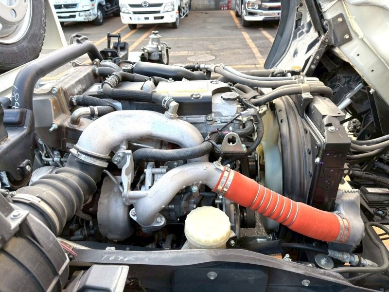 いすゞ フォワード 2PG-FRR90S2の写真20