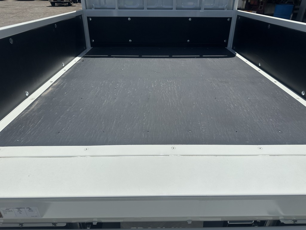 三菱 キャンター 2RG-FBA20(2WD)の写真14