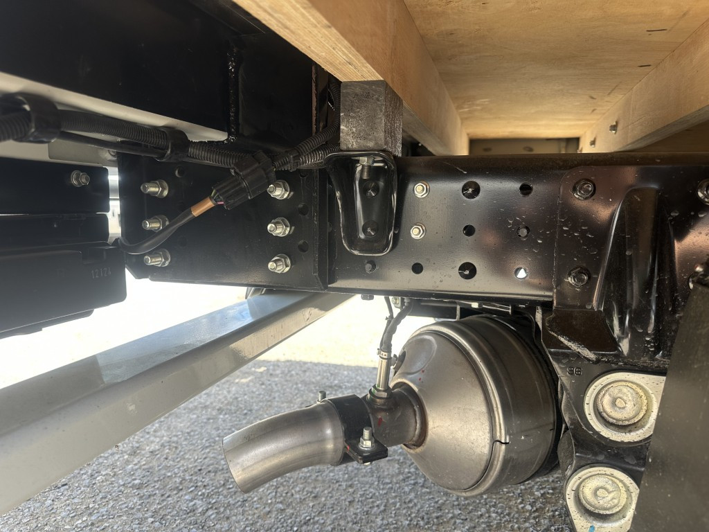 三菱 キャンター 2RG-FBA20(2WD)の写真18