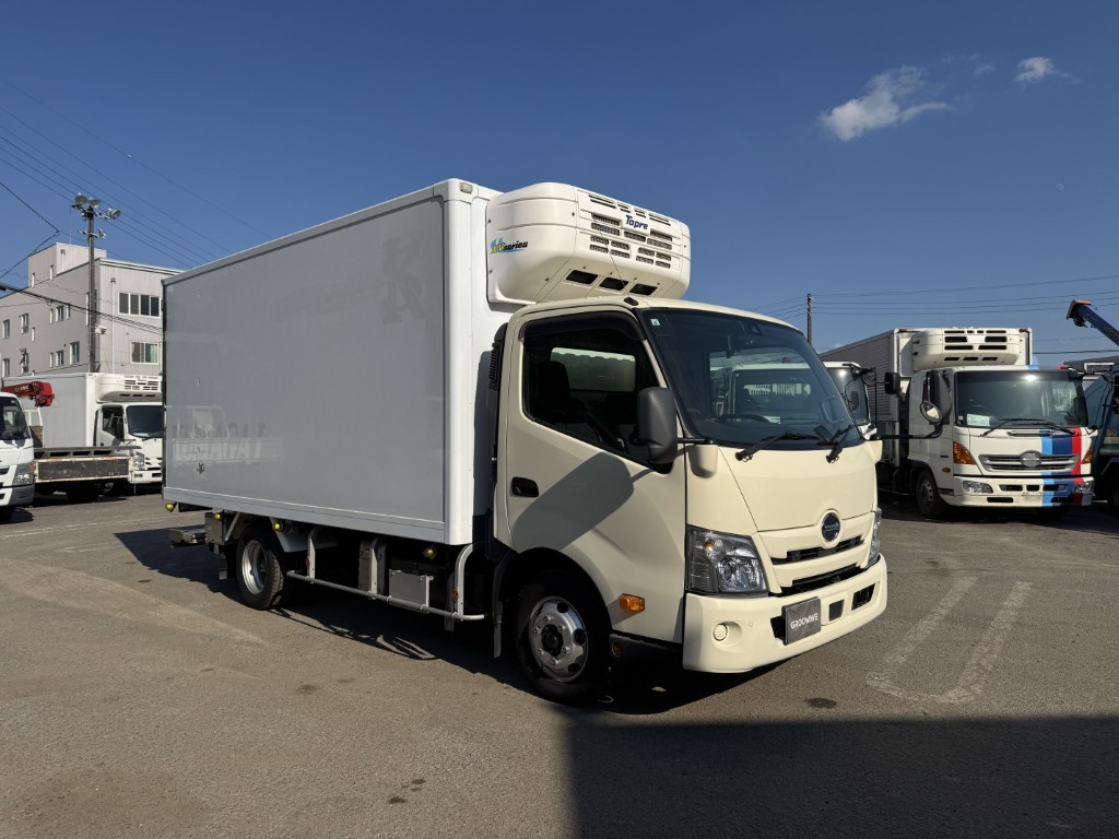 日野 デュトロ 2RG-XZU712M(2WD)の写真2