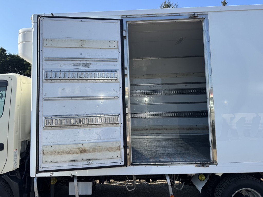 日野 デュトロ 2RG-XZU712M(2WD)の写真8