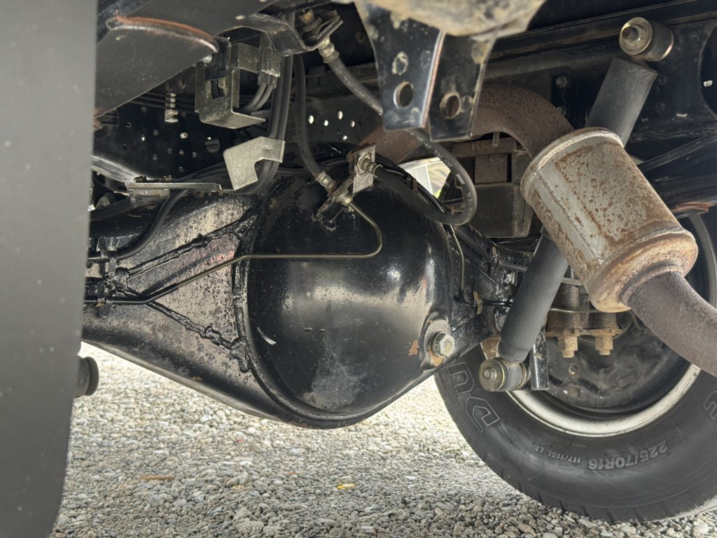 いすゞ エルフ PB-NPR81AN(2WD)の写真24