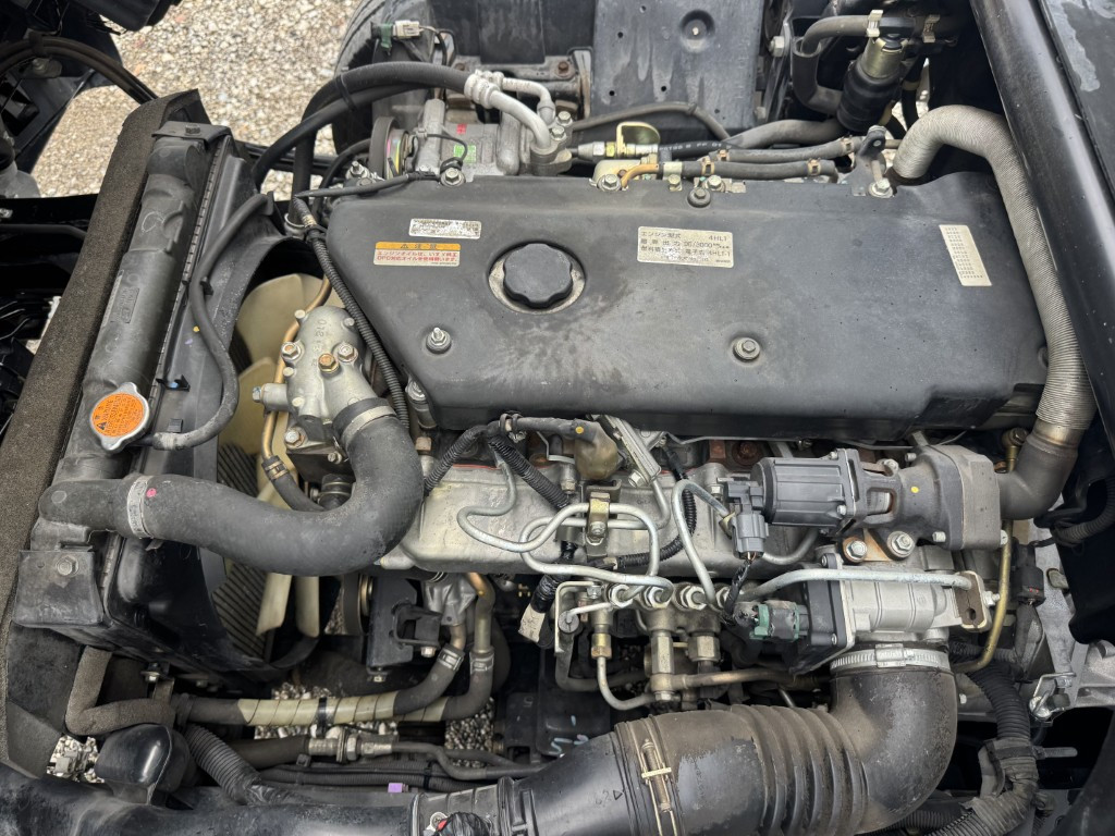 いすゞ エルフ PB-NPR81AN(2WD)の写真38