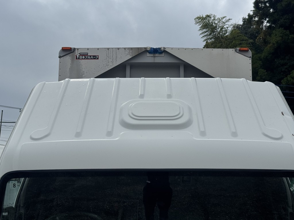 いすゞ エルフ PB-NPR81AN(2WD)の写真40