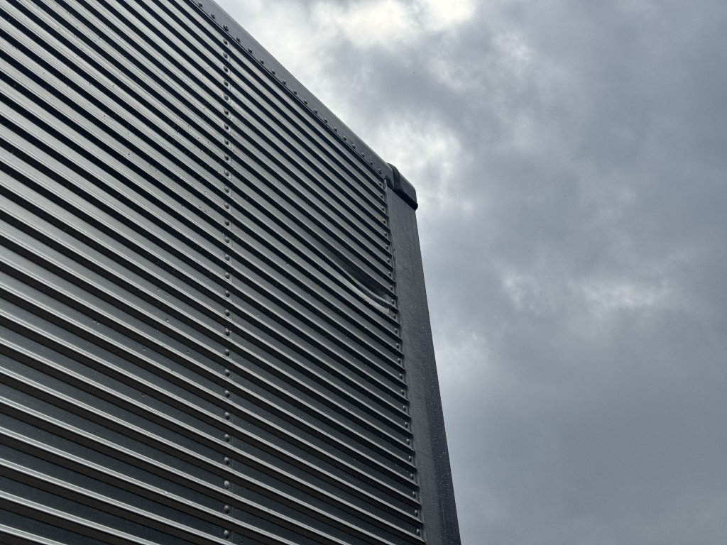 いすゞ エルフ PB-NPR81AN(2WD)の写真47