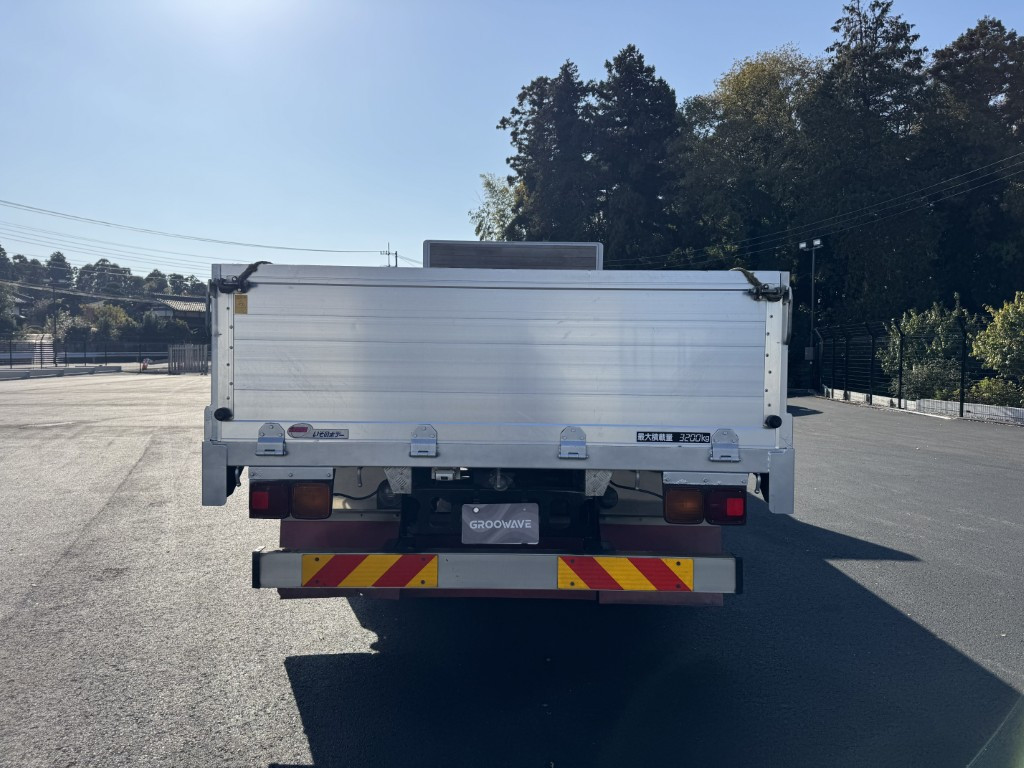 いすゞ フォワード 2RG-FRR90S2(2WD)の写真8